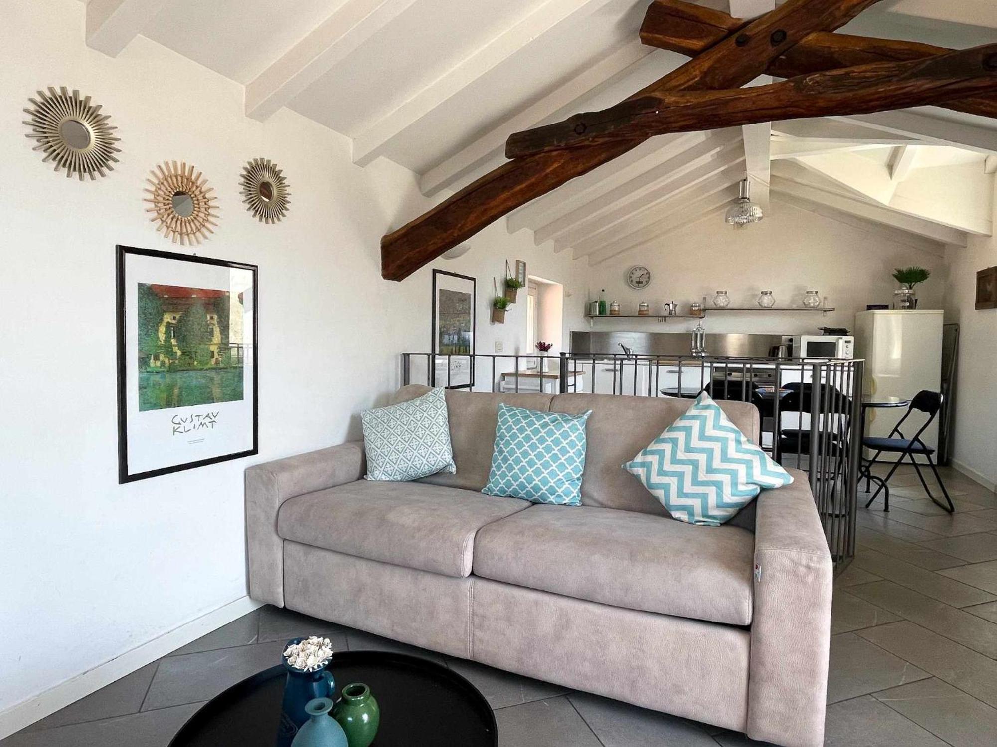 Skyway Apartment With Private Lake View Terrace Bellagio Bagian luar foto